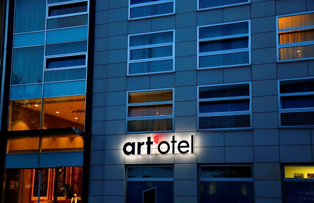 art'otel berlin mitte, part of Radisson Hotel Group-1