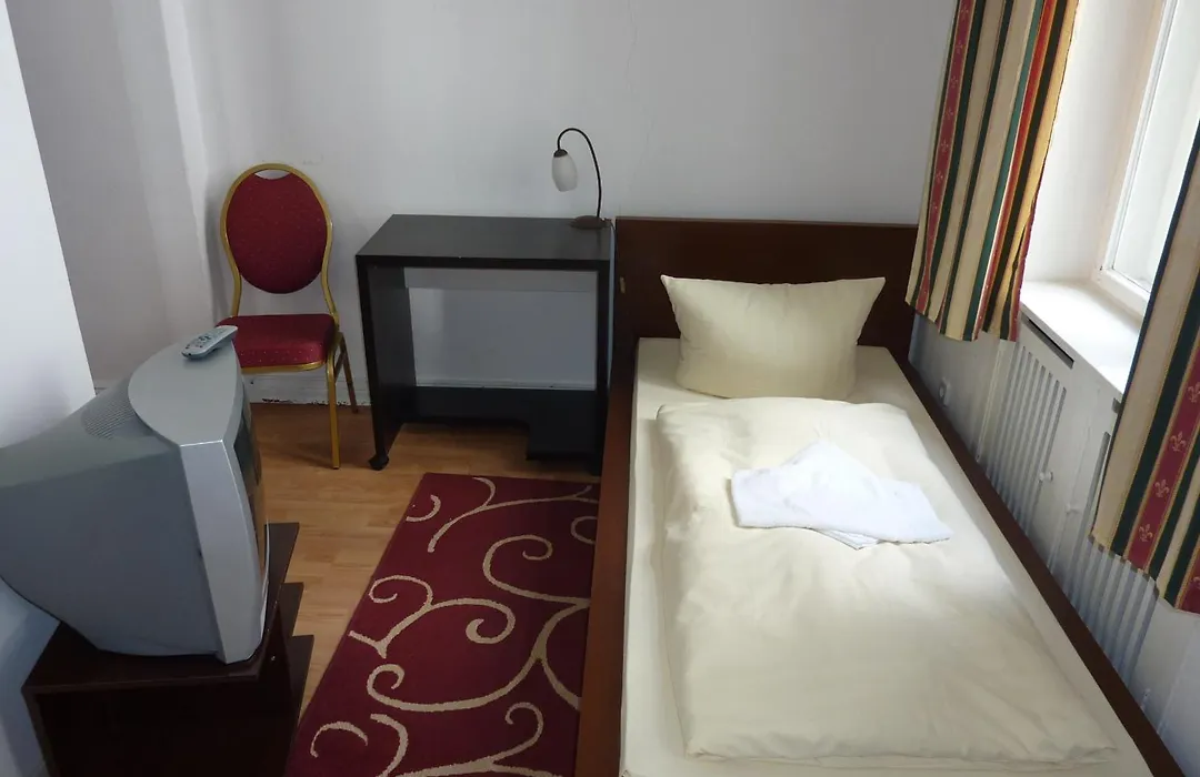 Hotel Pension Kima-1