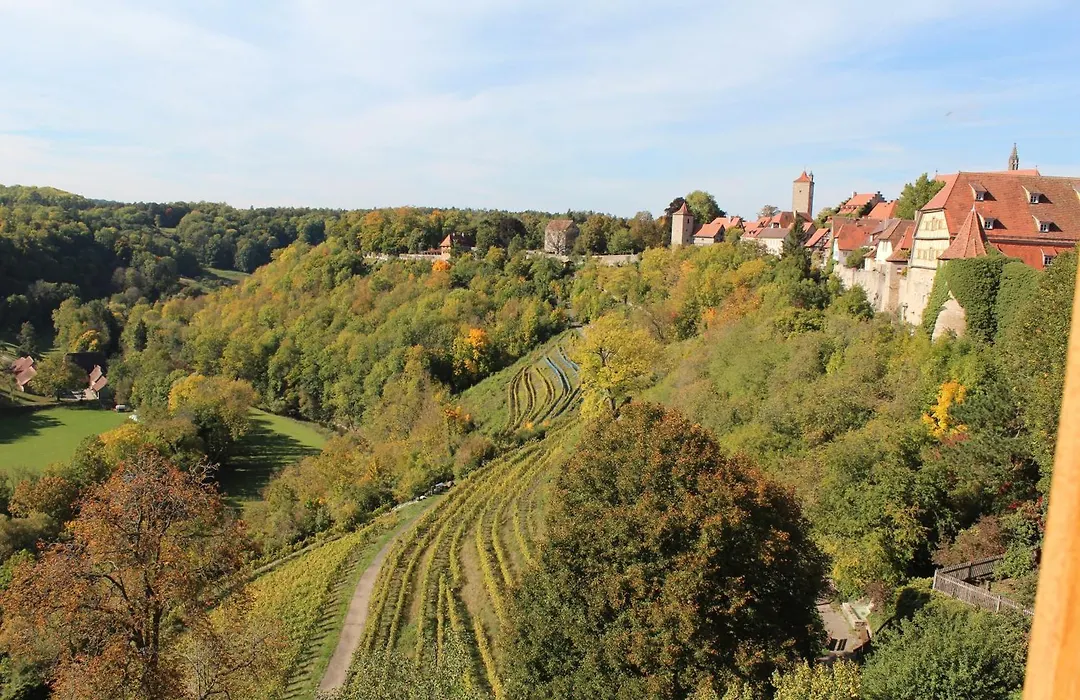 Historik Hotel Goldener Hirsch Rothenburg-1