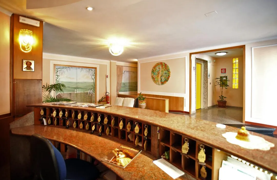 Hotel Cristal-1