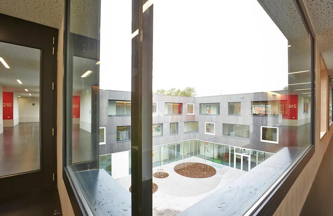 Hotel Middelpunt - Gratis Parking - Free Parking-1