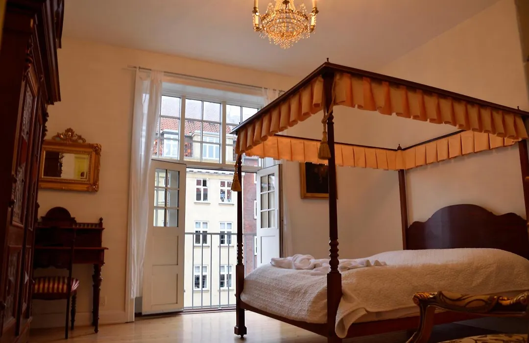 Rent a Room Copenhagen-1