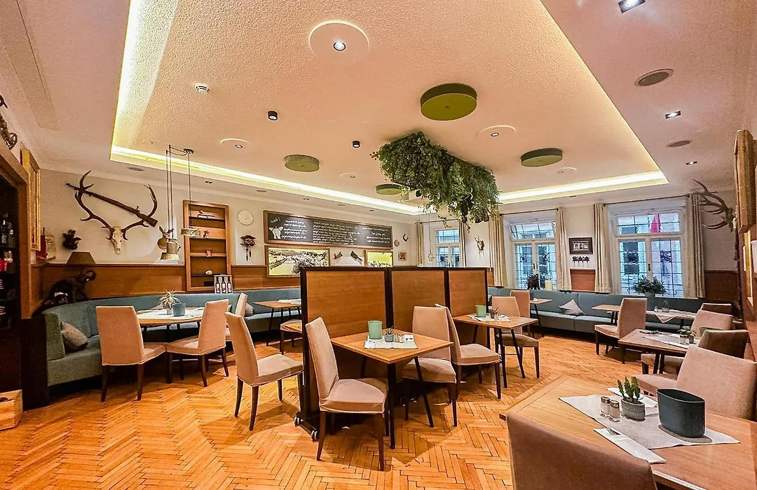 Hotel Elefant-1