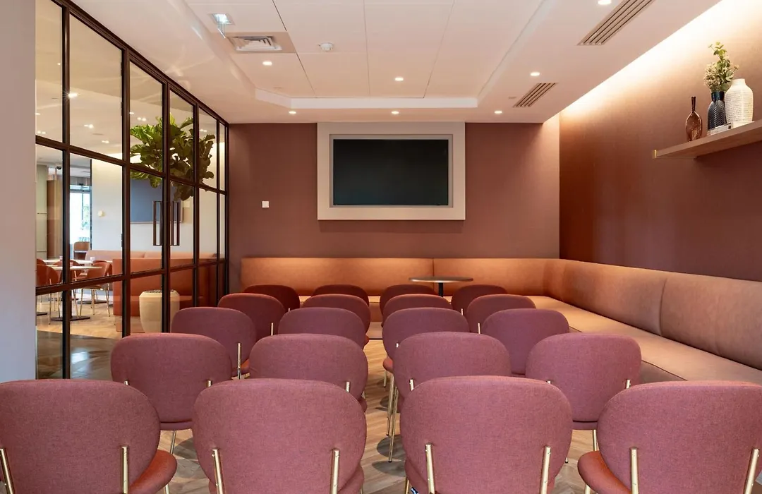 Ac Hotel Paris Porte Maillot By Marriott-1