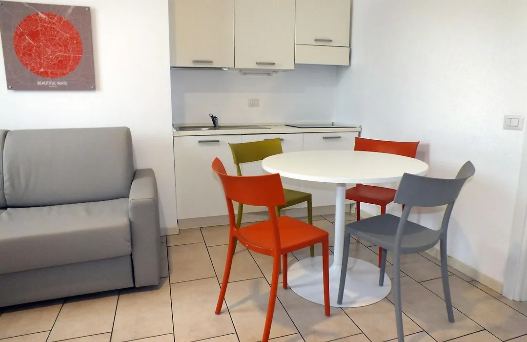 Bb Hotels Aparthotel Visconti-1