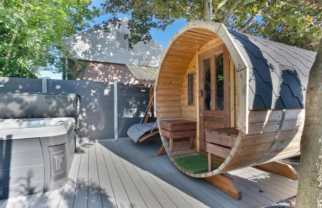 Koraal - Comfortabele kamer bij B&B Gezond aan Zee - Exclusief Wellnesstuin-1