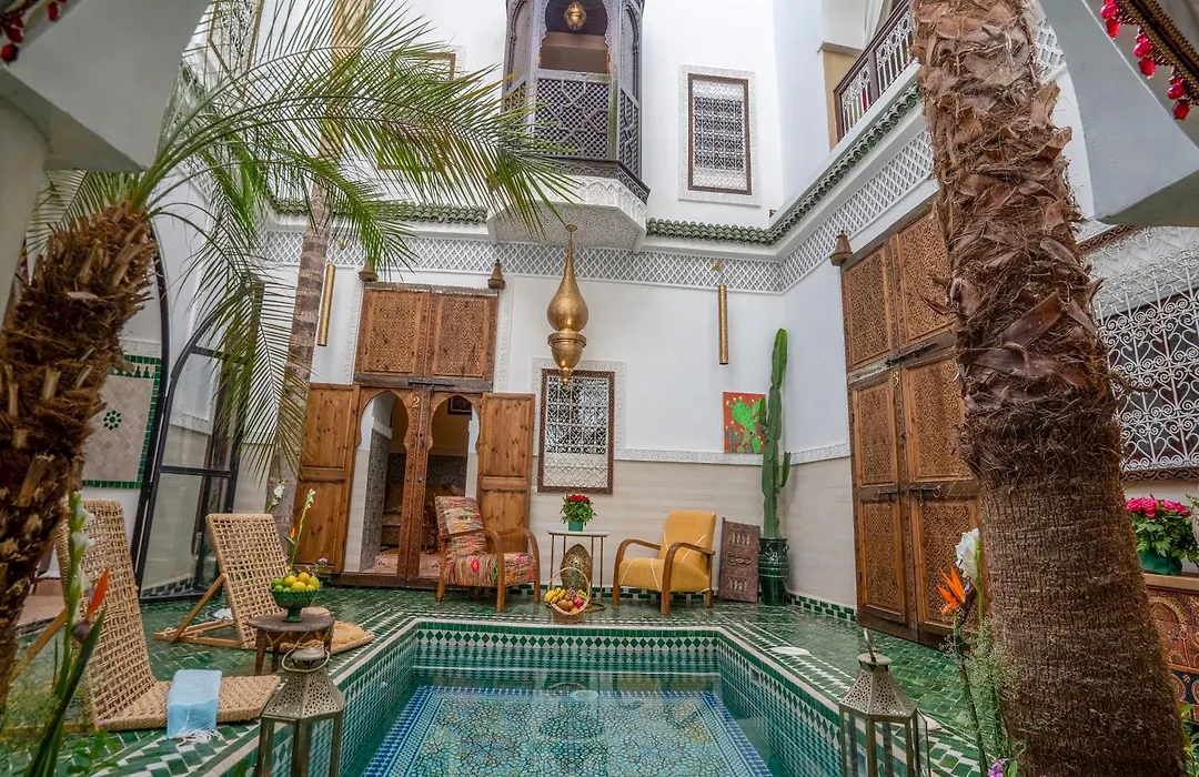 Riad Yalla Habibi-1