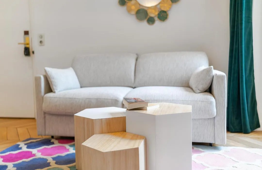 HotelHome Paris 16-1