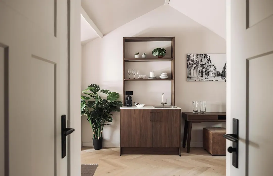 Zurenborg Suites-1