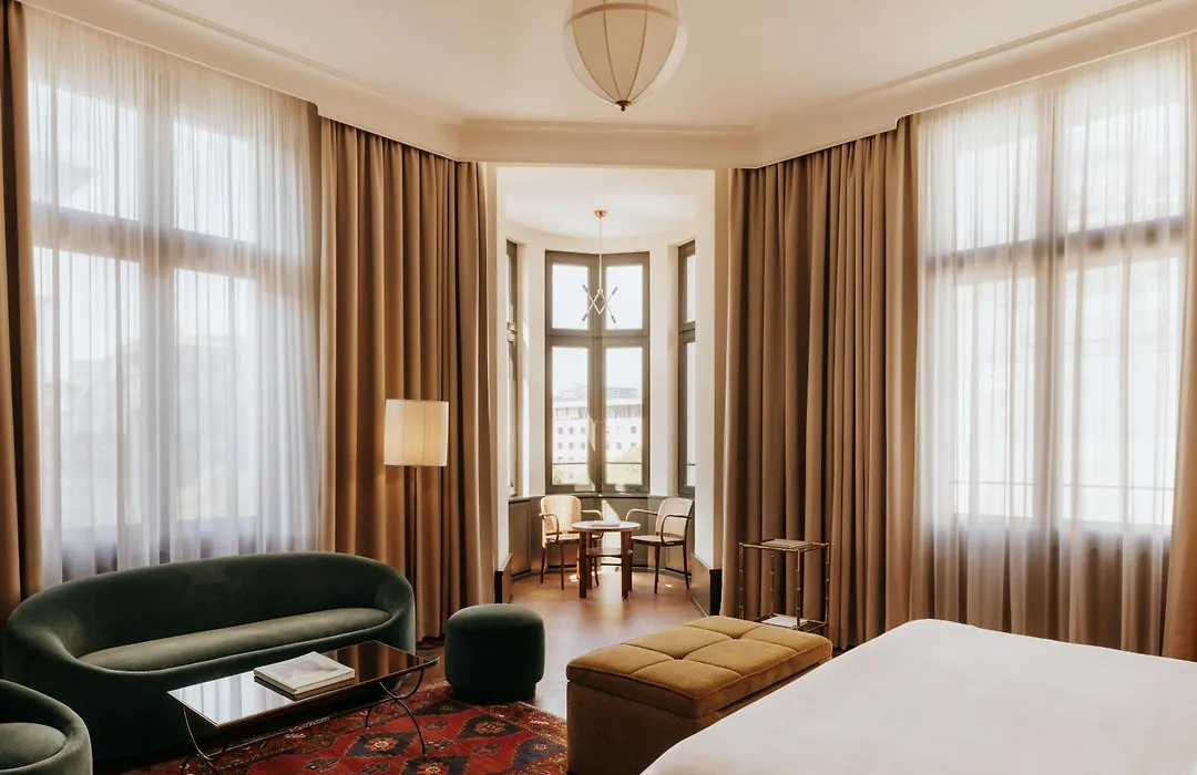 Boutique Hotel Chateau Royal-1
