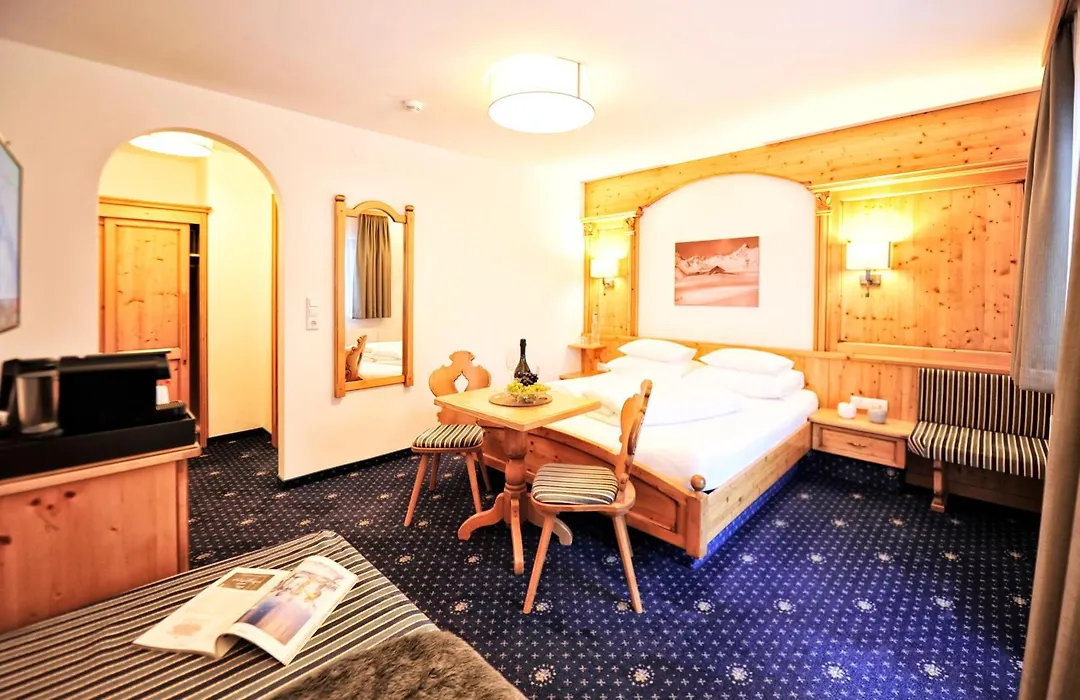 Hotel Garni Bellevue-1