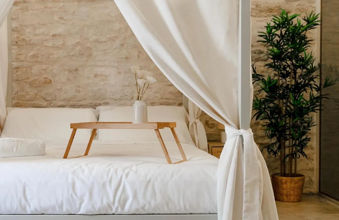 Aurluna Luxury Suites-1