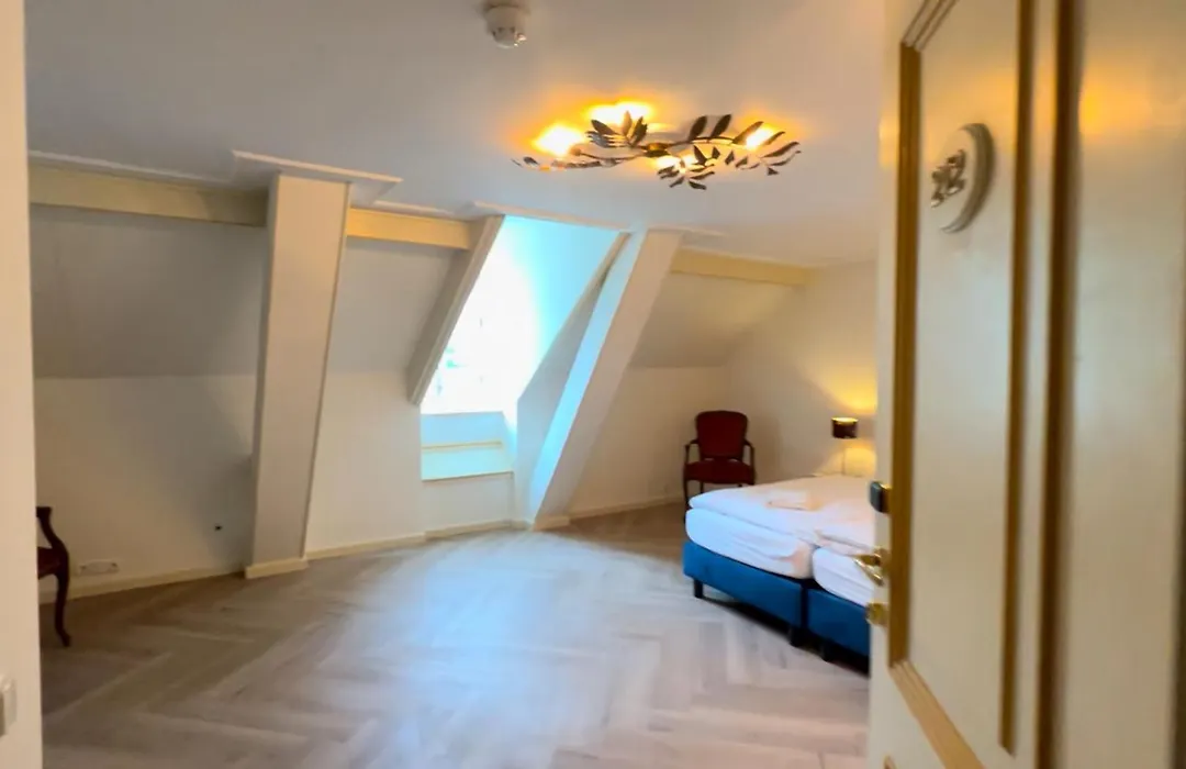 Hotel De Gulden Waagen-1