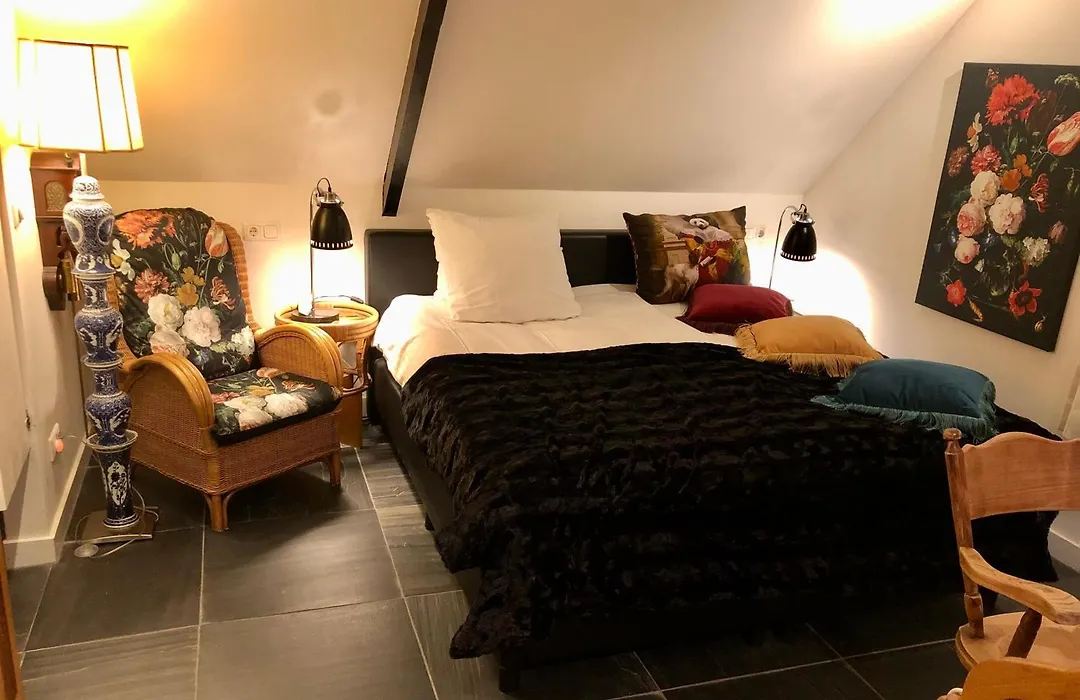 The Black Horse B&B & More-1