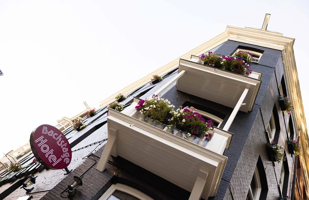 Backstage Hotel Amsterdam-1