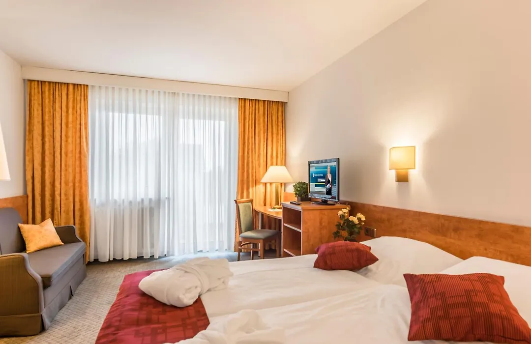 Hotel Am Moosfeld-1