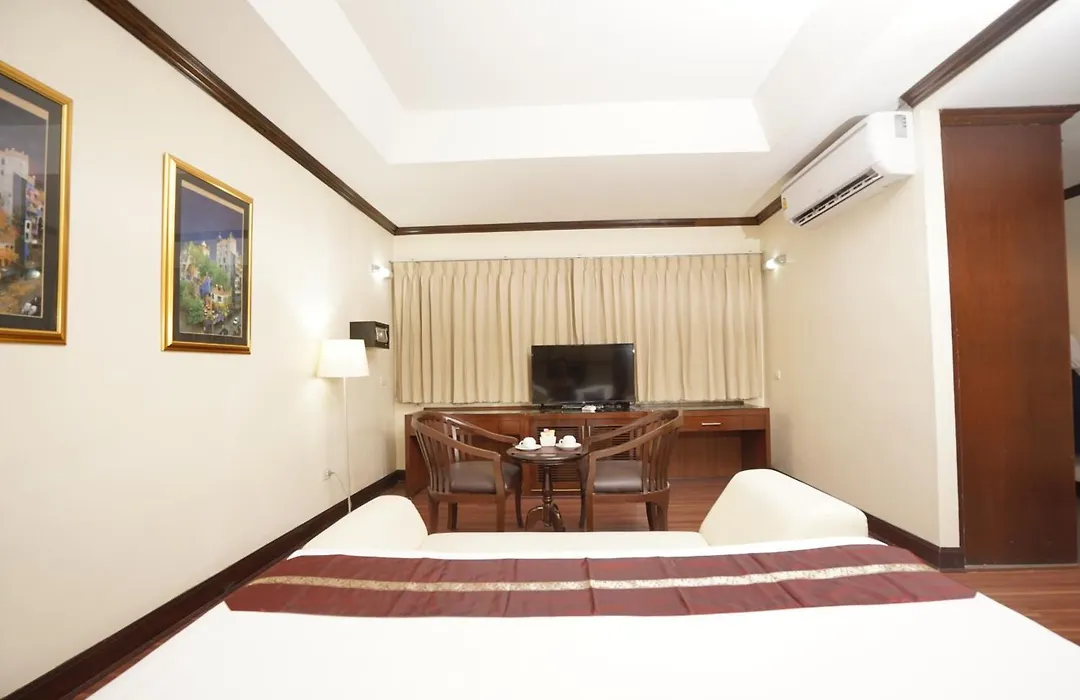 Grand Business Inn-1