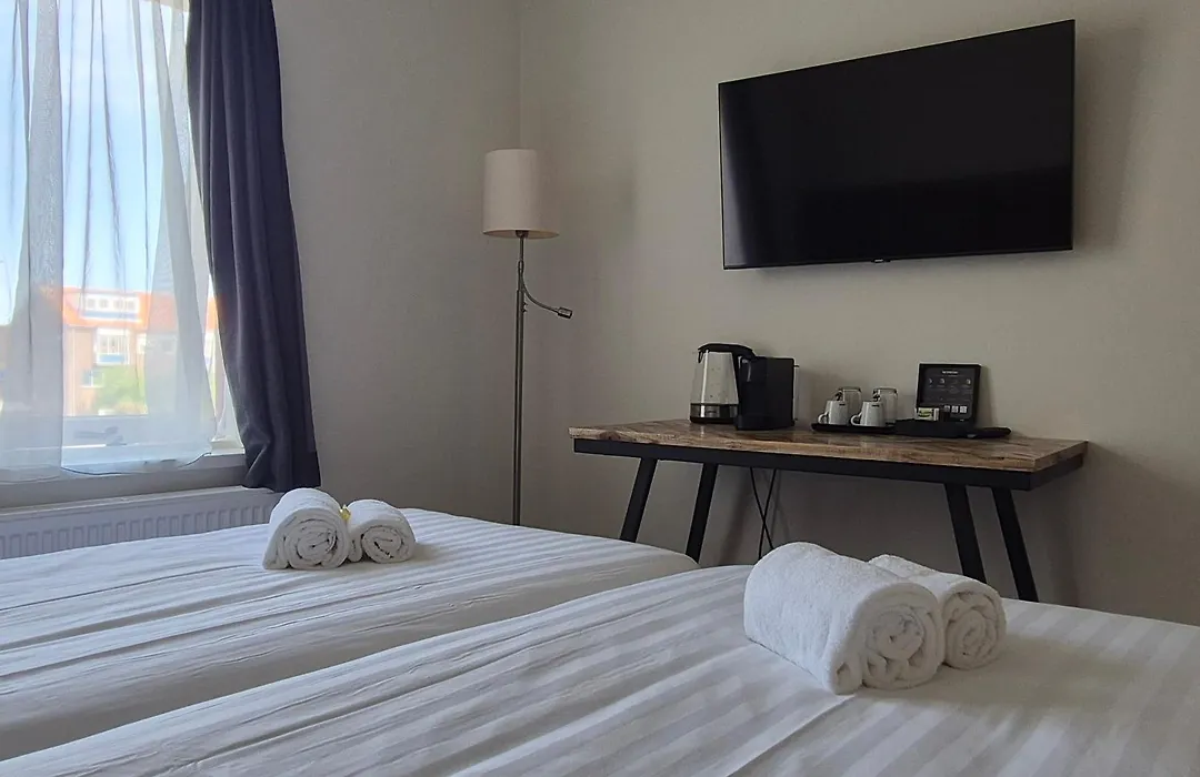 Hotel Den Burg-1