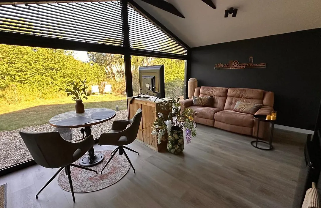 B&B Het Duinhuisje Met Jacuzzi, Gratis Parkeren, 2 Fietsen Te Leen, Airco-1