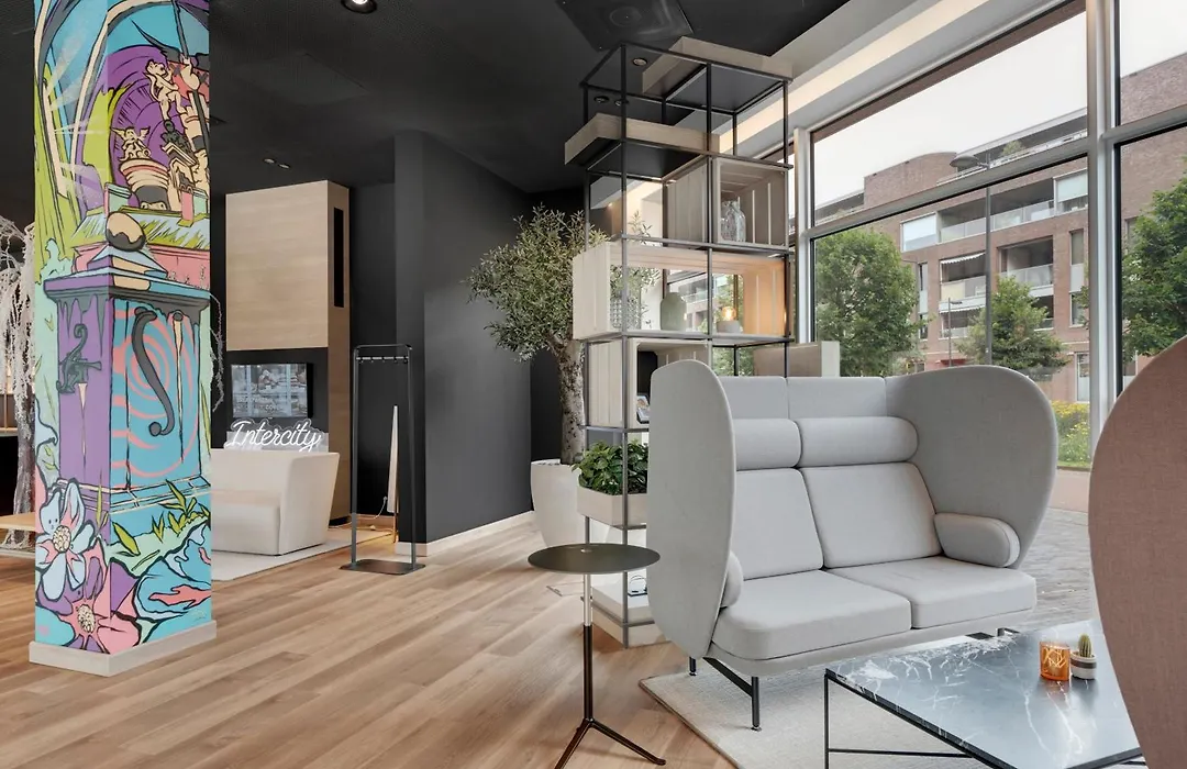 Intercityhotel Breda-1