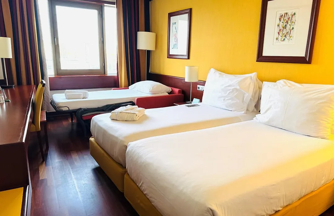 Holiday Inn Lisbon-Continental By Ihg-1