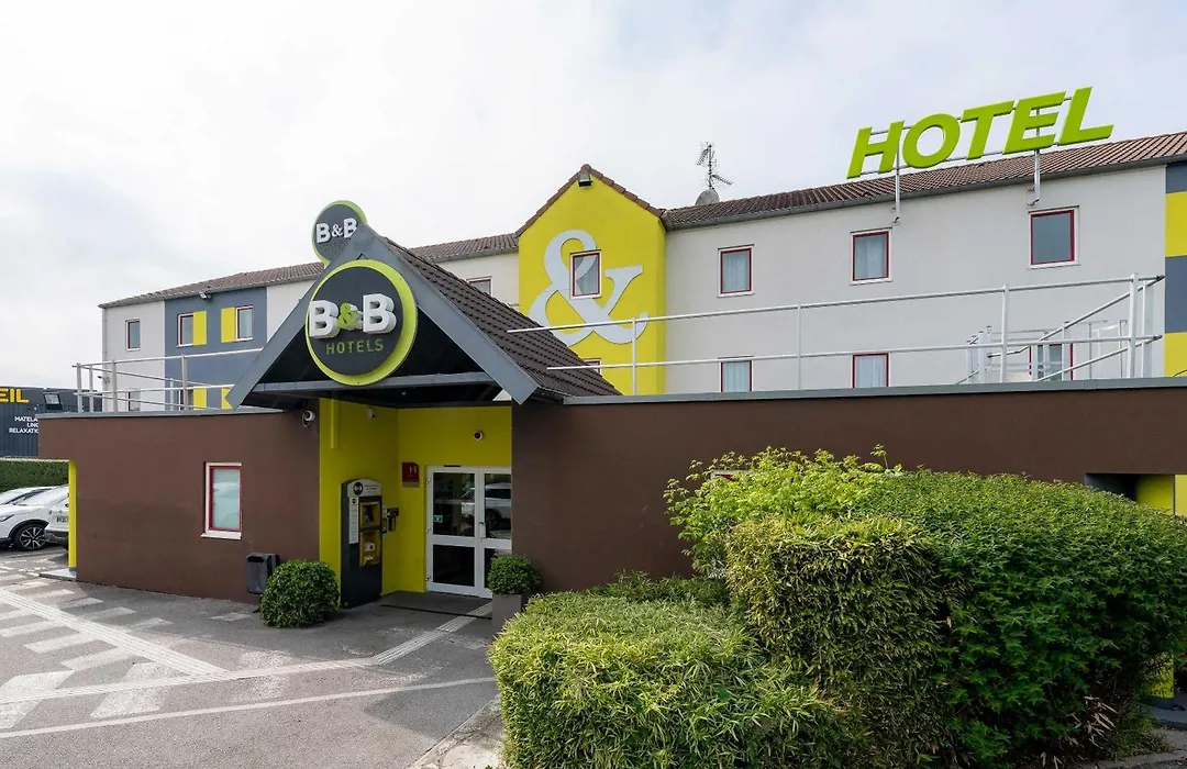 B&B Hotel Calais Centre St Pierre-1