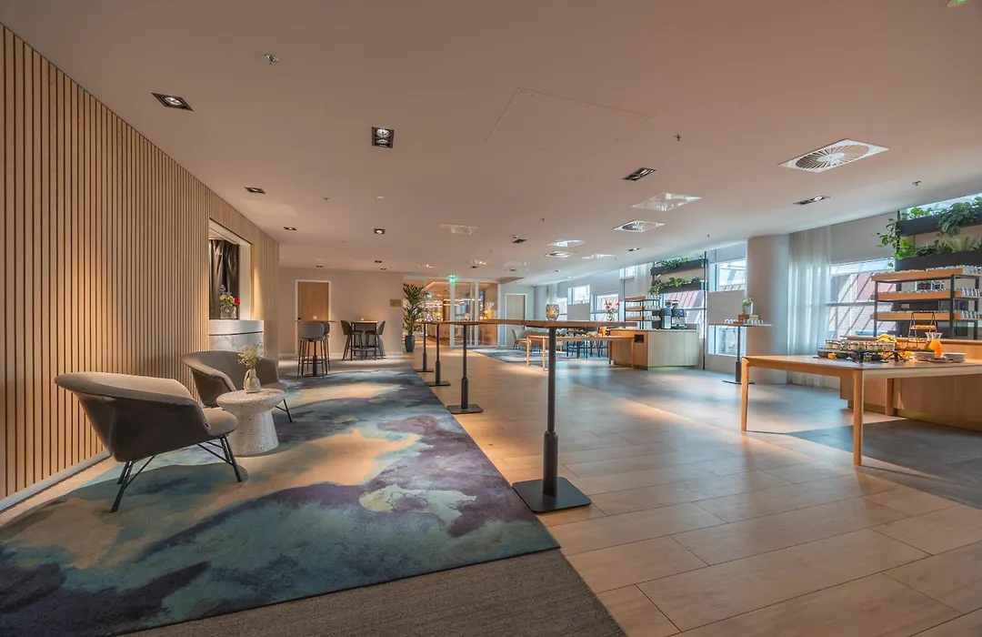 Crowne Plaza Utrecht - Central Station By Ihg-1