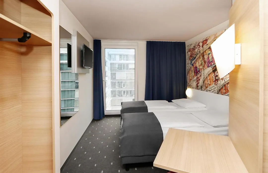 B&B Hotel Berlin-Alexanderplatz-1