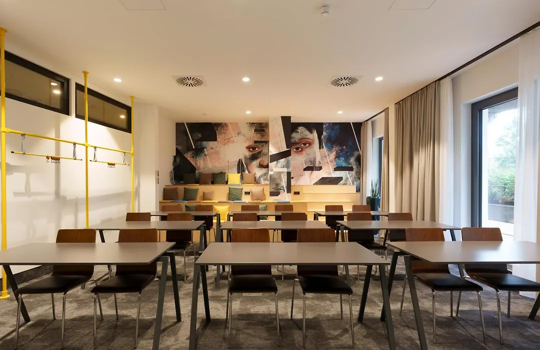Vienna House Easy By Wyndham Berlin Potsdamer Platz-1