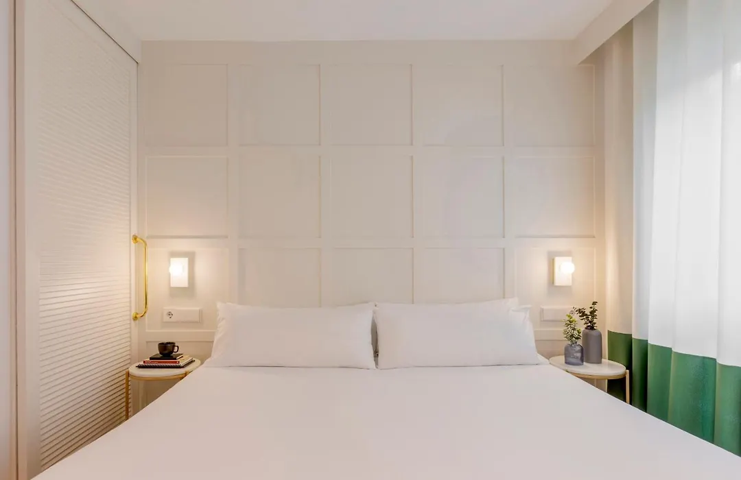 Room Mate Cosmo - City Centre, Valencia-1