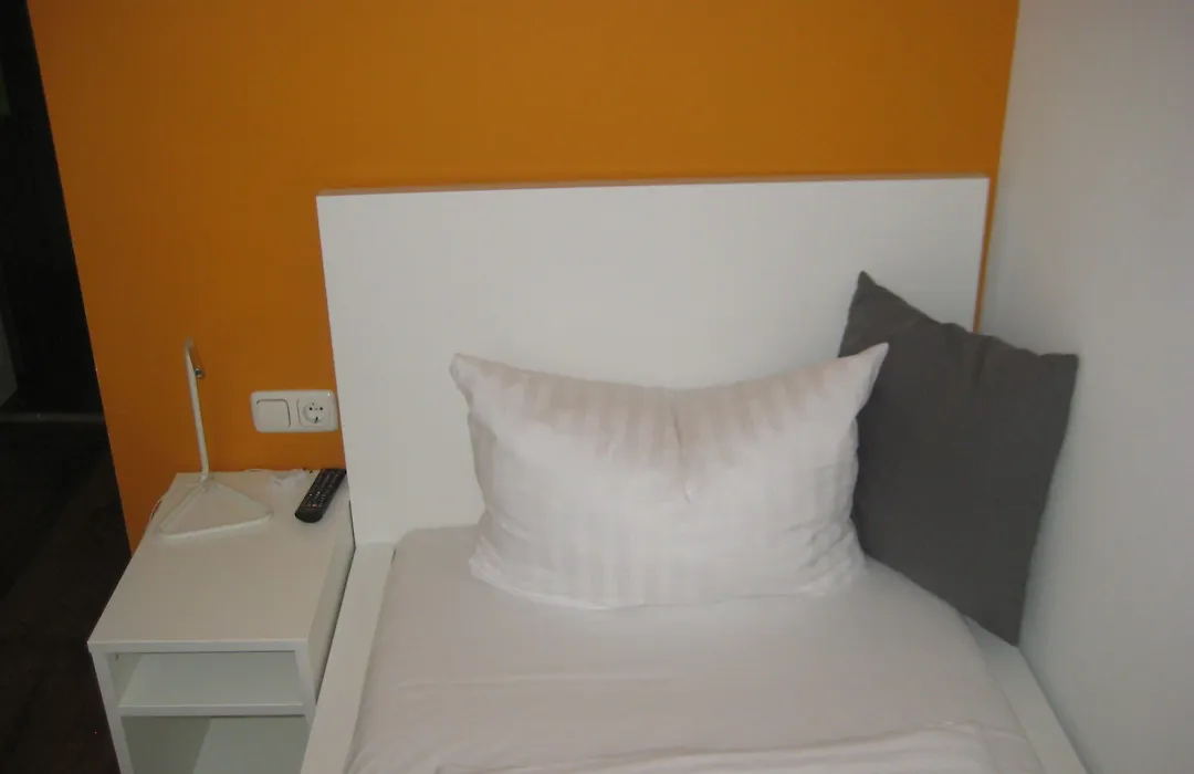 Hotel S16-1