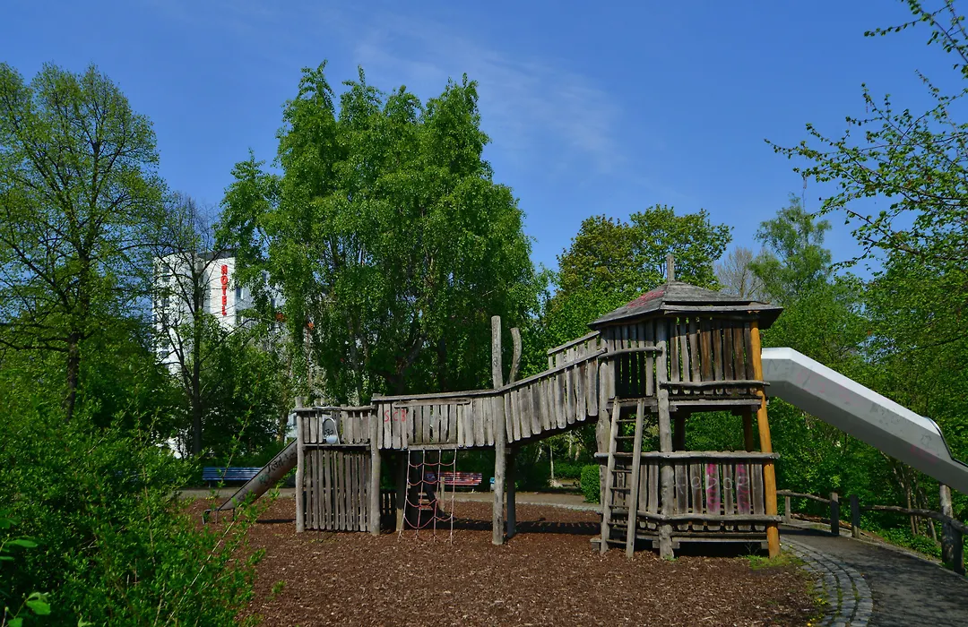 enjoy hotel Berlin City Messe-1