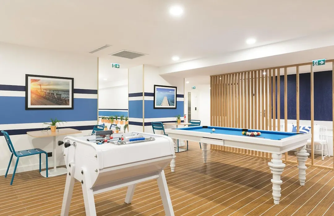 The Deck Hotel By Happyculture-1