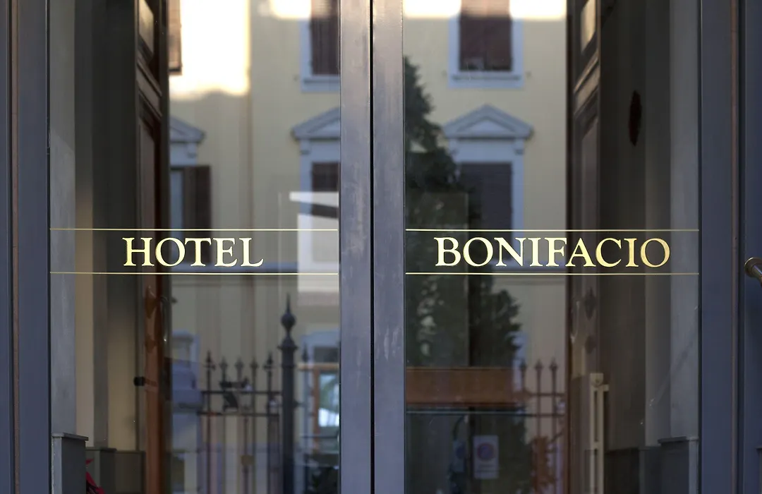 Hotel Bonifacio-1