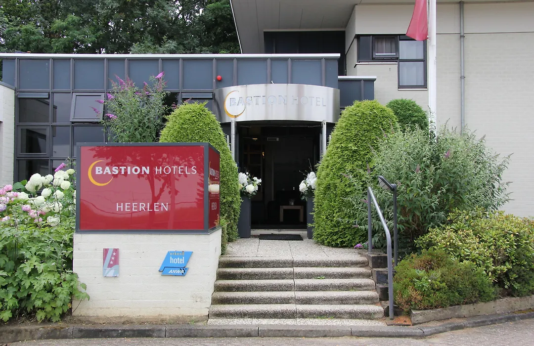 Bastion Hotel Heerlen-1