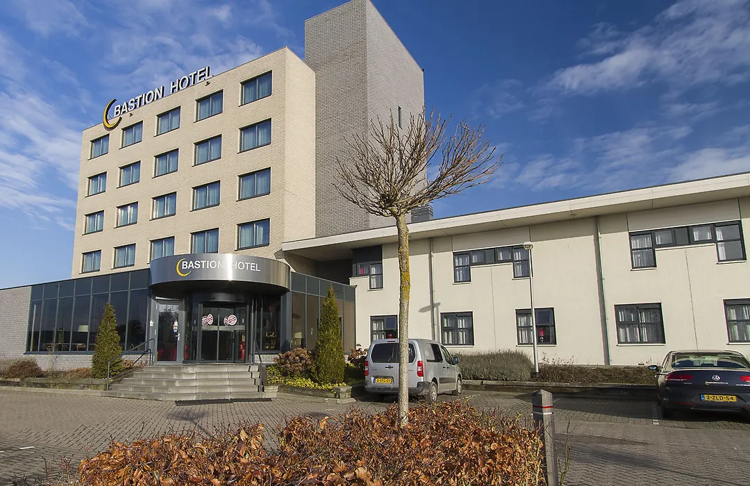 Bastion Hotel Groningen-1