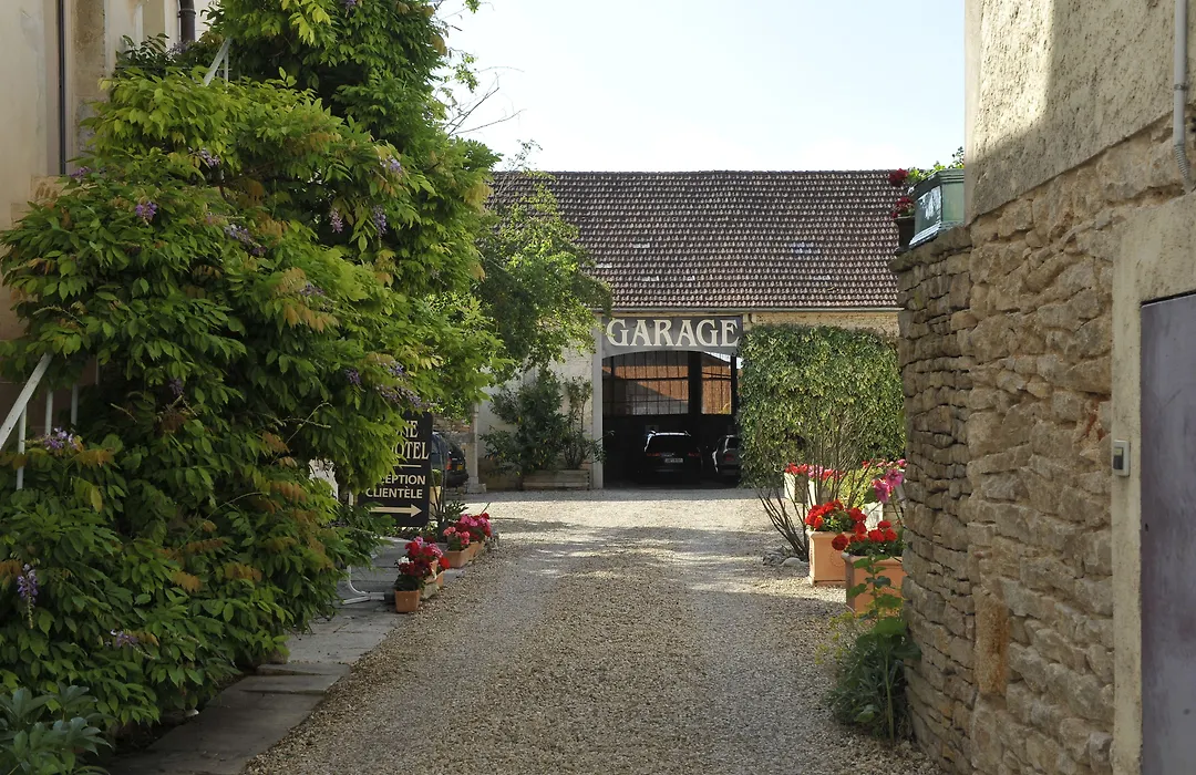 Beaune Hotel-1