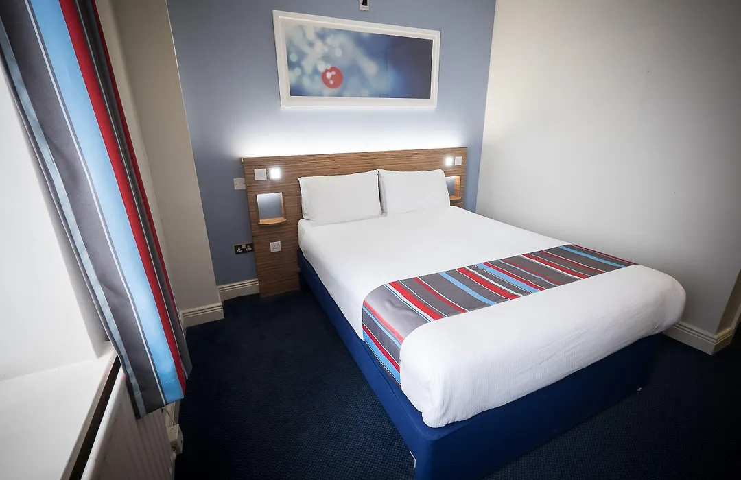 Travelodge Dublin City Rathmines-1