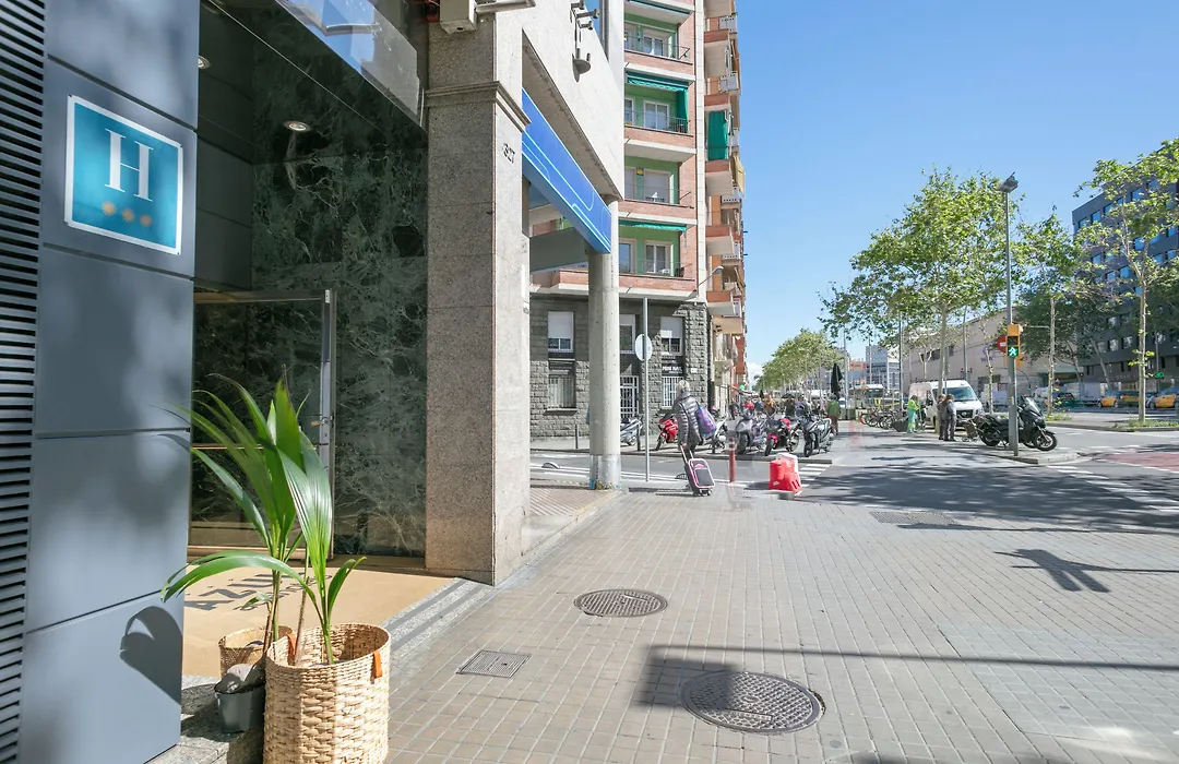 Hotel Acta Azul Barcelona-1