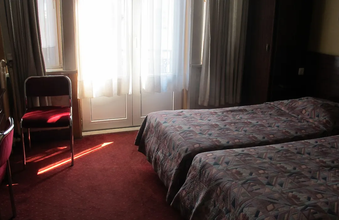 Hotel Manhattan-1