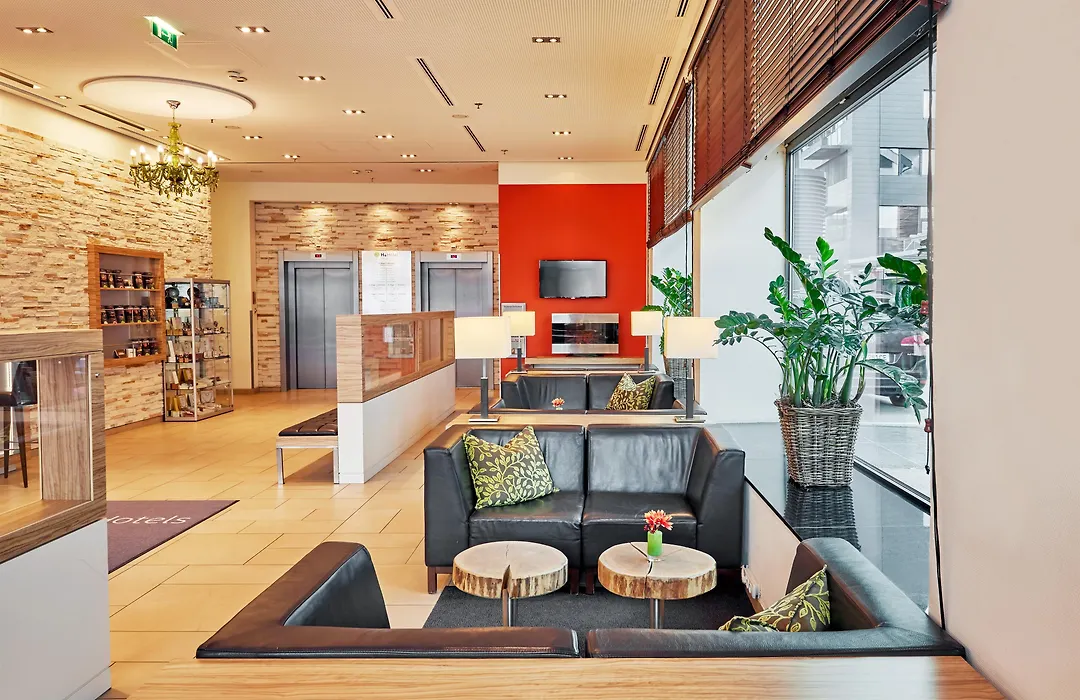 H+ Hotel Salzburg-1