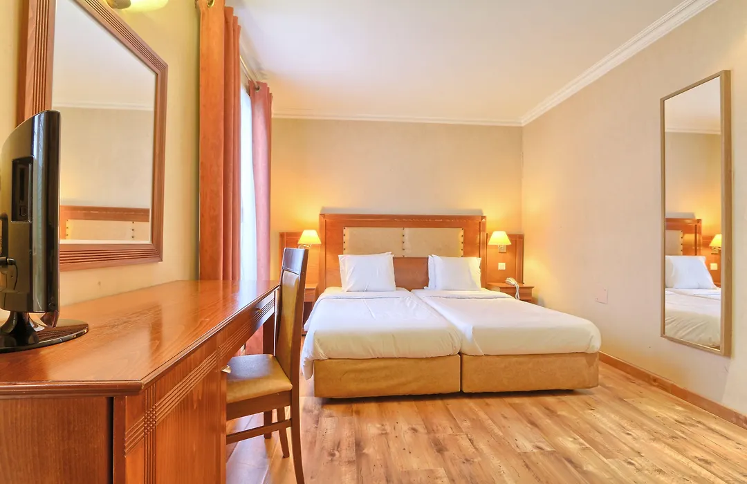 121 Paris Hotel-1
