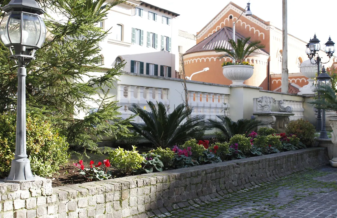 Hotel Villa Pinciana-1