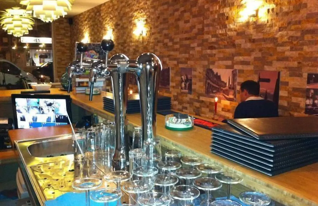 Hotel Larende-1