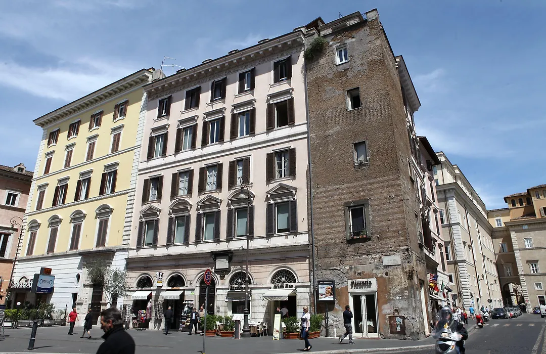 Suite Art Navona-1