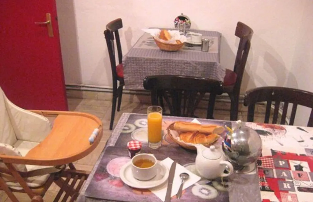 Hotel Du Pont Neuf-1