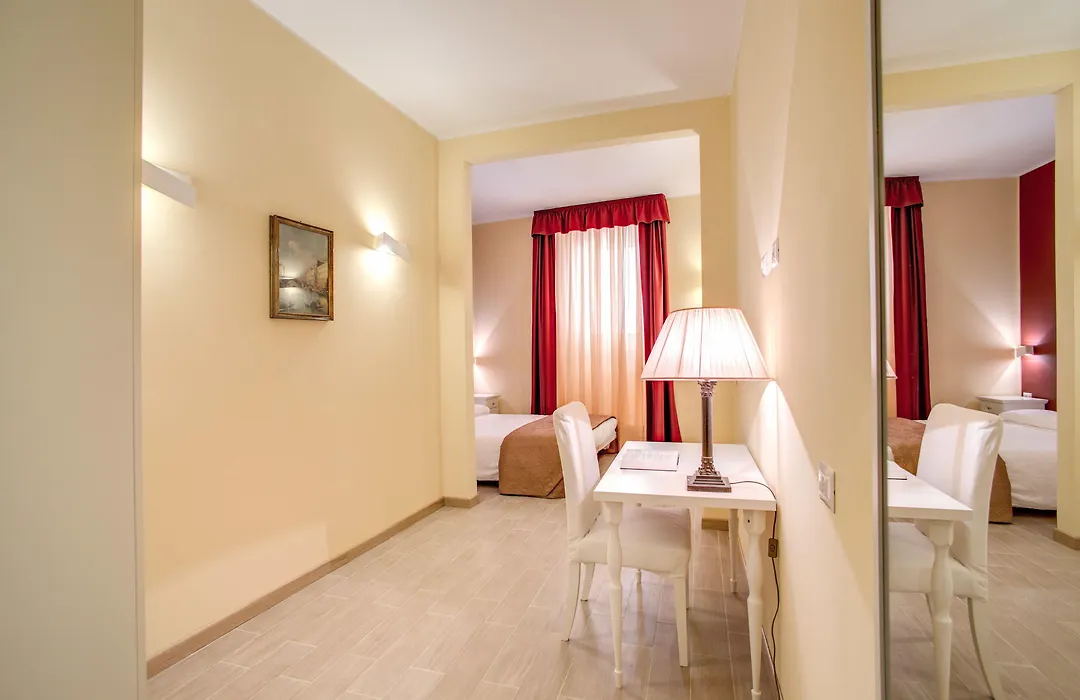 Top Floor Navona-1