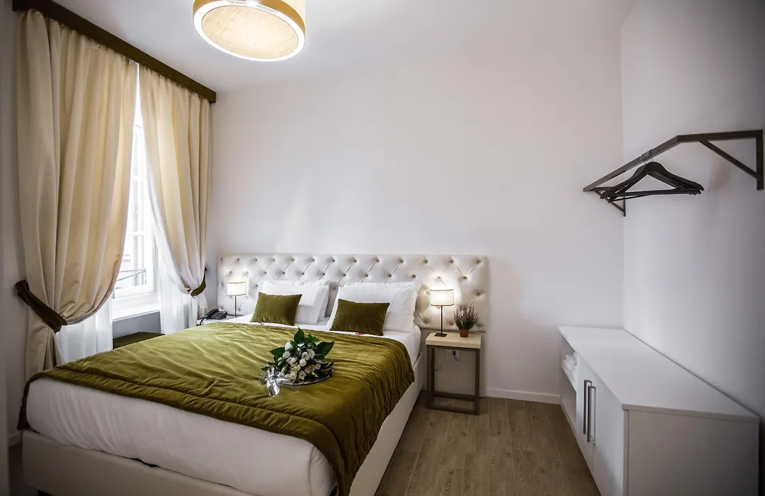 Chic & Town Luxury Rooms Piazza Di Spagna-1