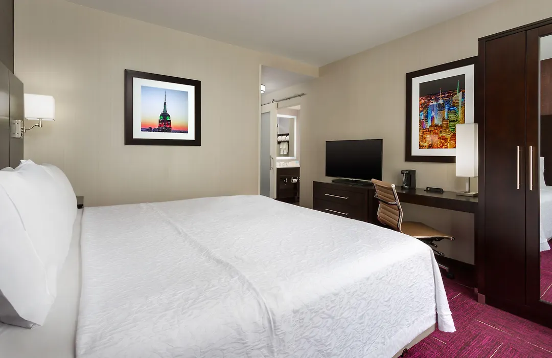 Hampton Inn Times Square Central-1