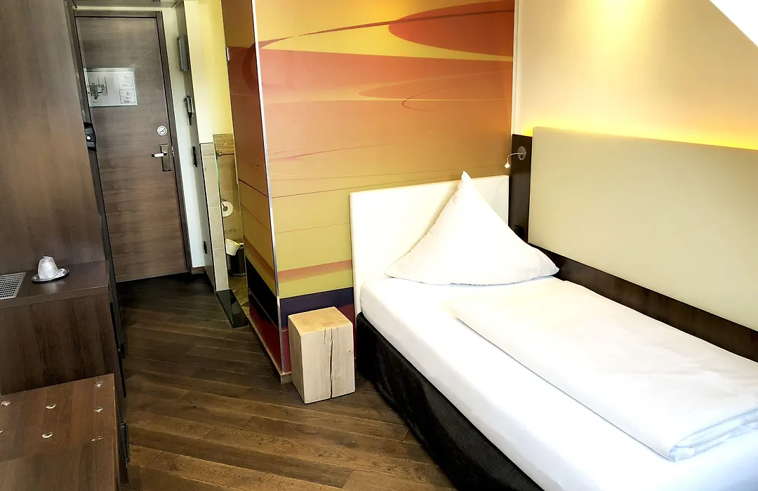 Hotel Deutsche Eiche-1